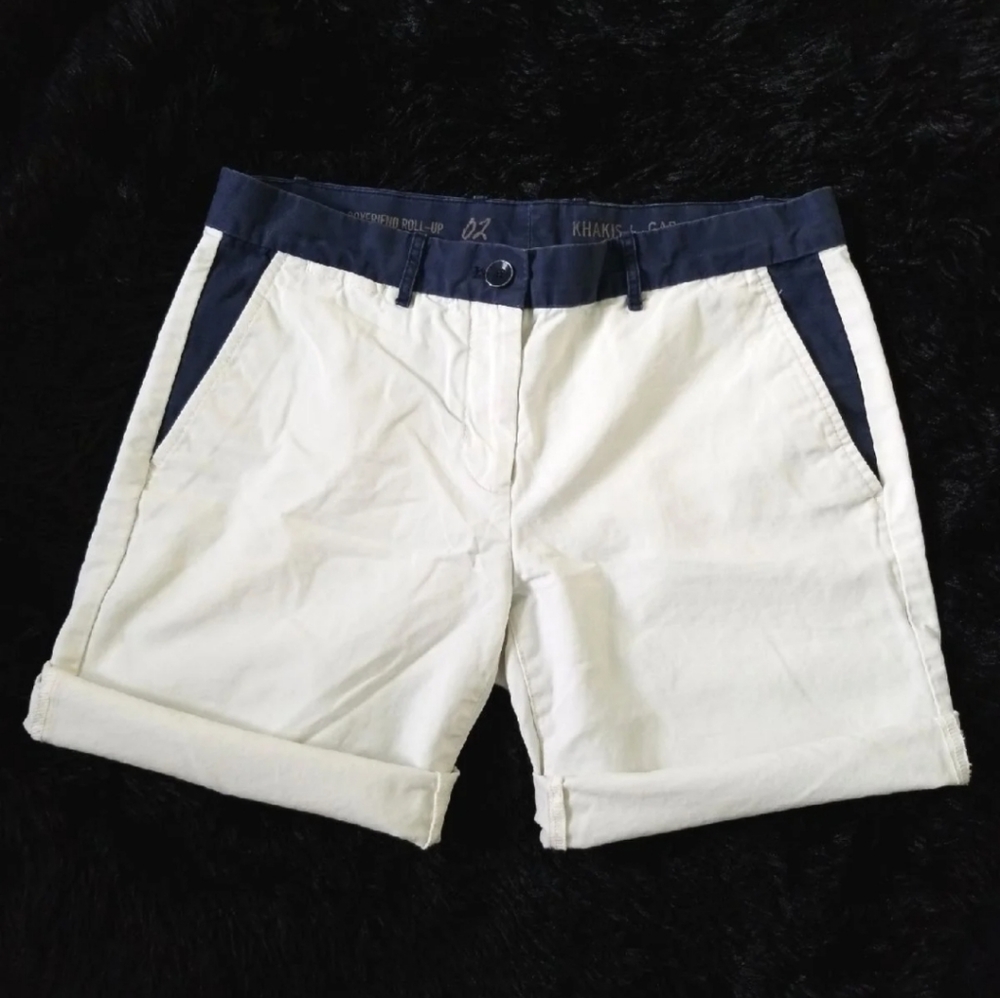 Khaki shorts